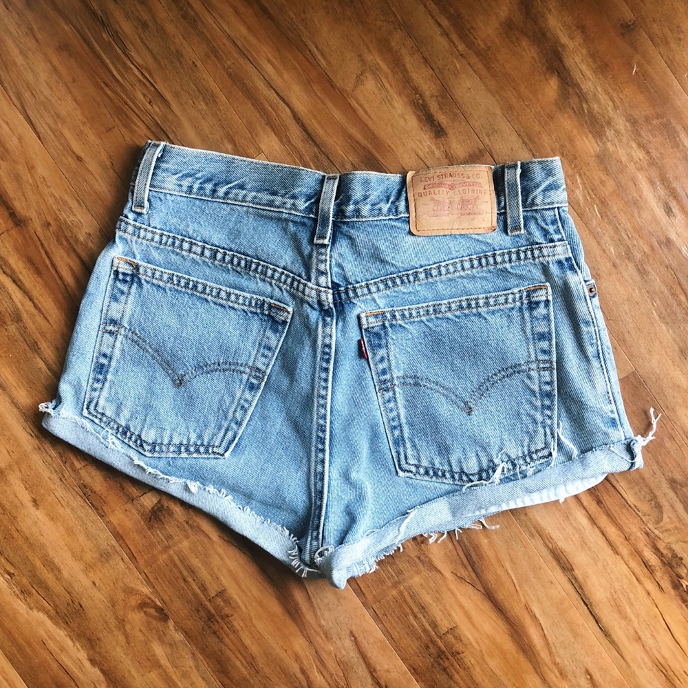 Women’s High-Waisted Levi’s Shorts